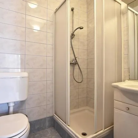 Ferienwohnung Fuer 4 Personen Ca 38 Qm In Porec, Istrien Istrische Riviera *