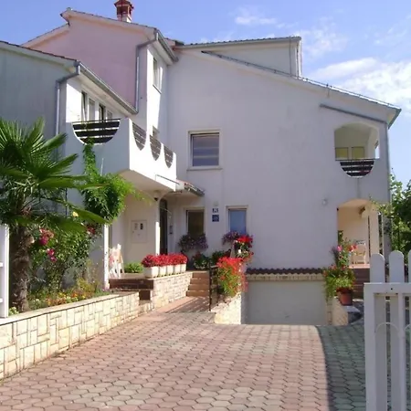 Apartment Ferienwohnung Fuer 4 Personen Ca 38 Qm In Porec, Istrien Istrische Riviera *