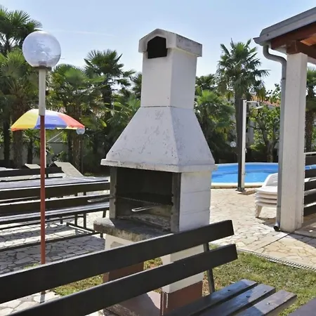 Apartment Ferienwohnung Fuer 4 Personen Ca 38 Qm In Porec, Istrien Istrische Riviera